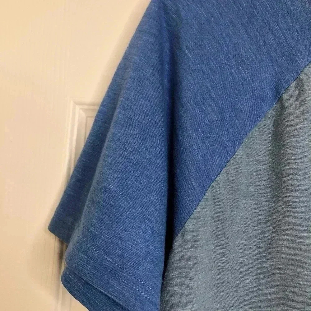 Levi’s  T-Shirt Grey/Blue Front Pocket Size Medium - Picture 15 of 16
